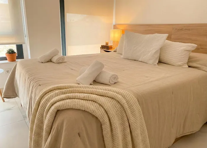 Holavivienda - ático Boutique De Lujo En La Playa